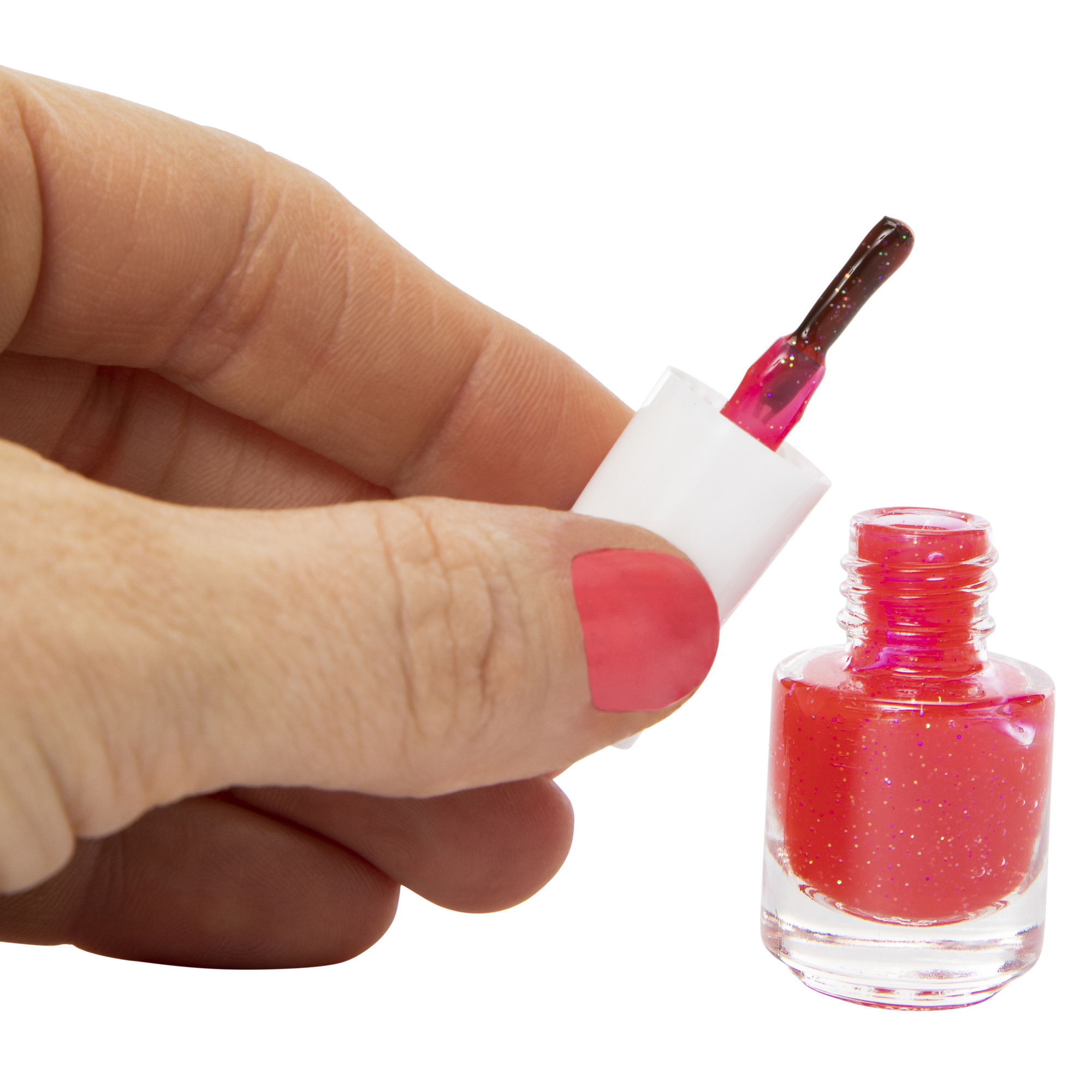 10-piece nail kit with polish & accessories