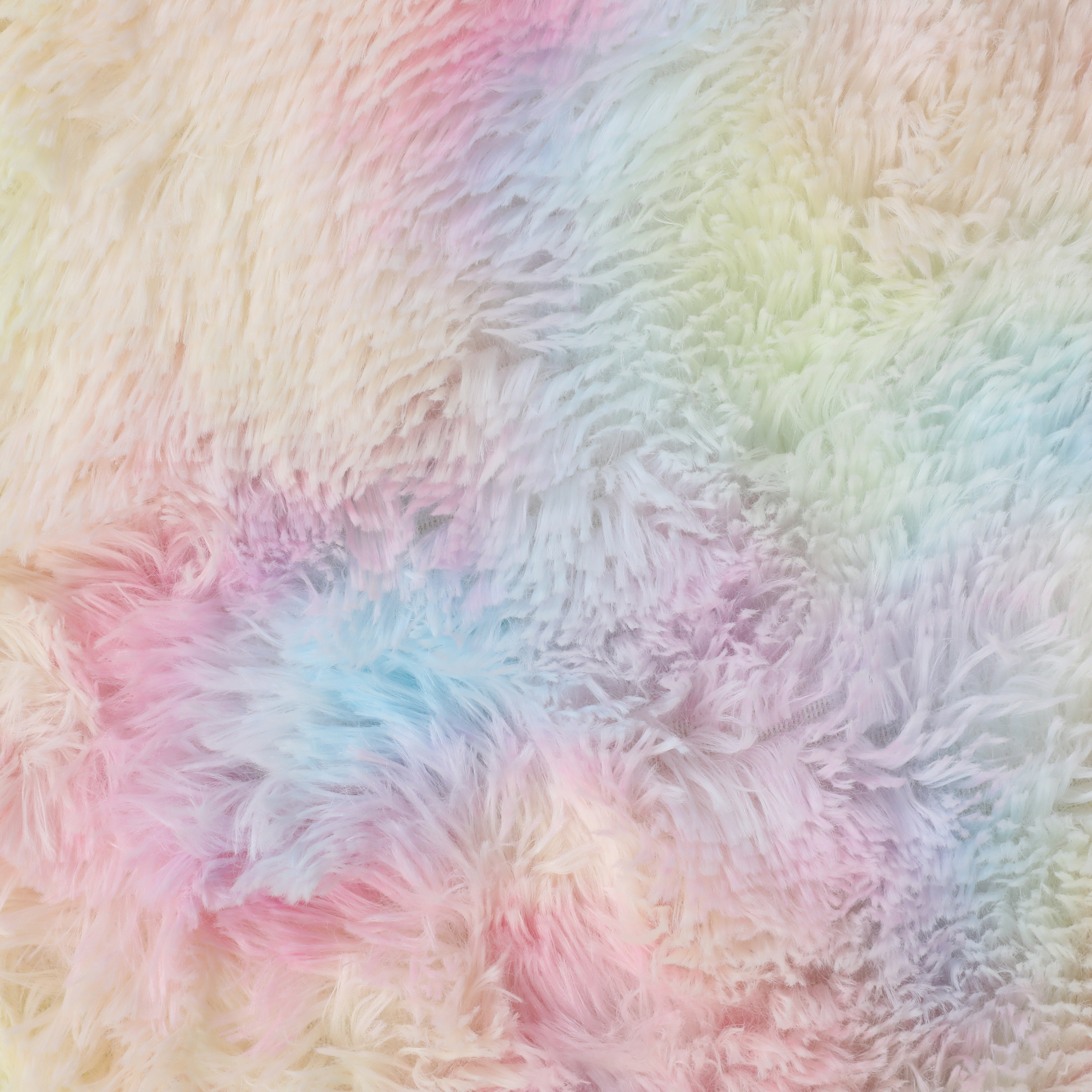 plush faux fur round rug 30in