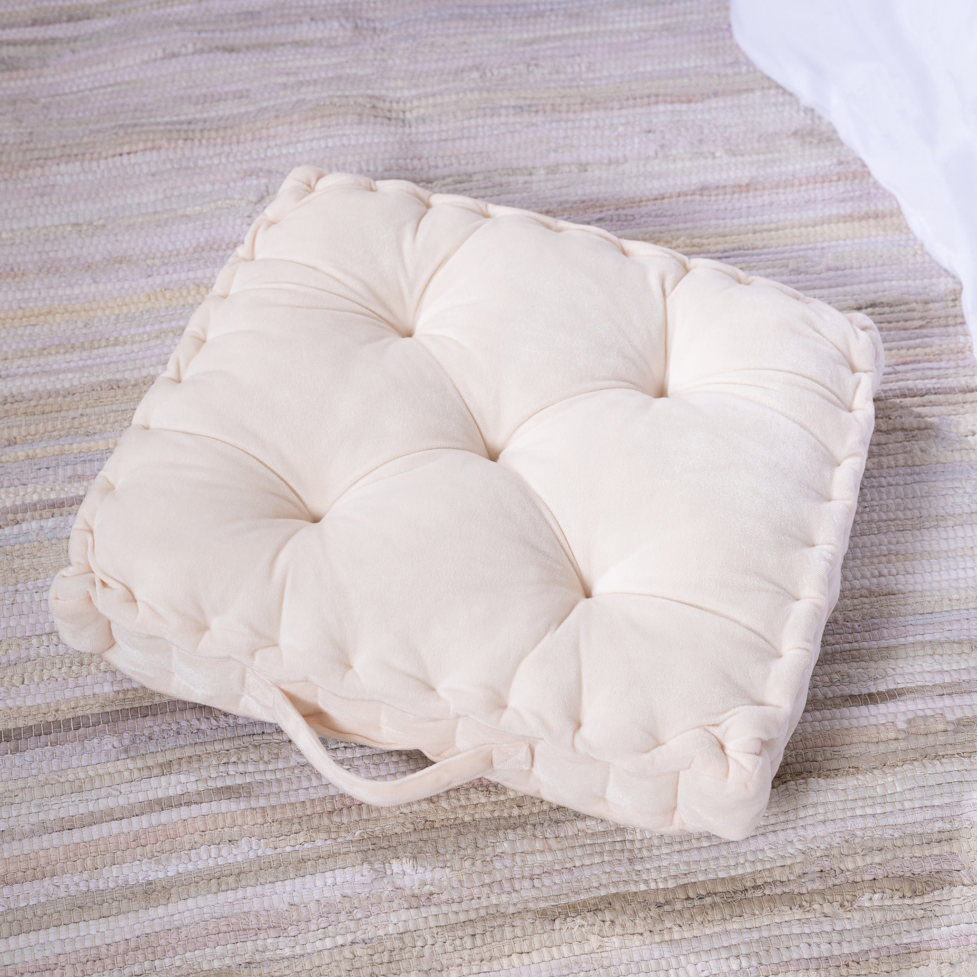 floor pillow with handle