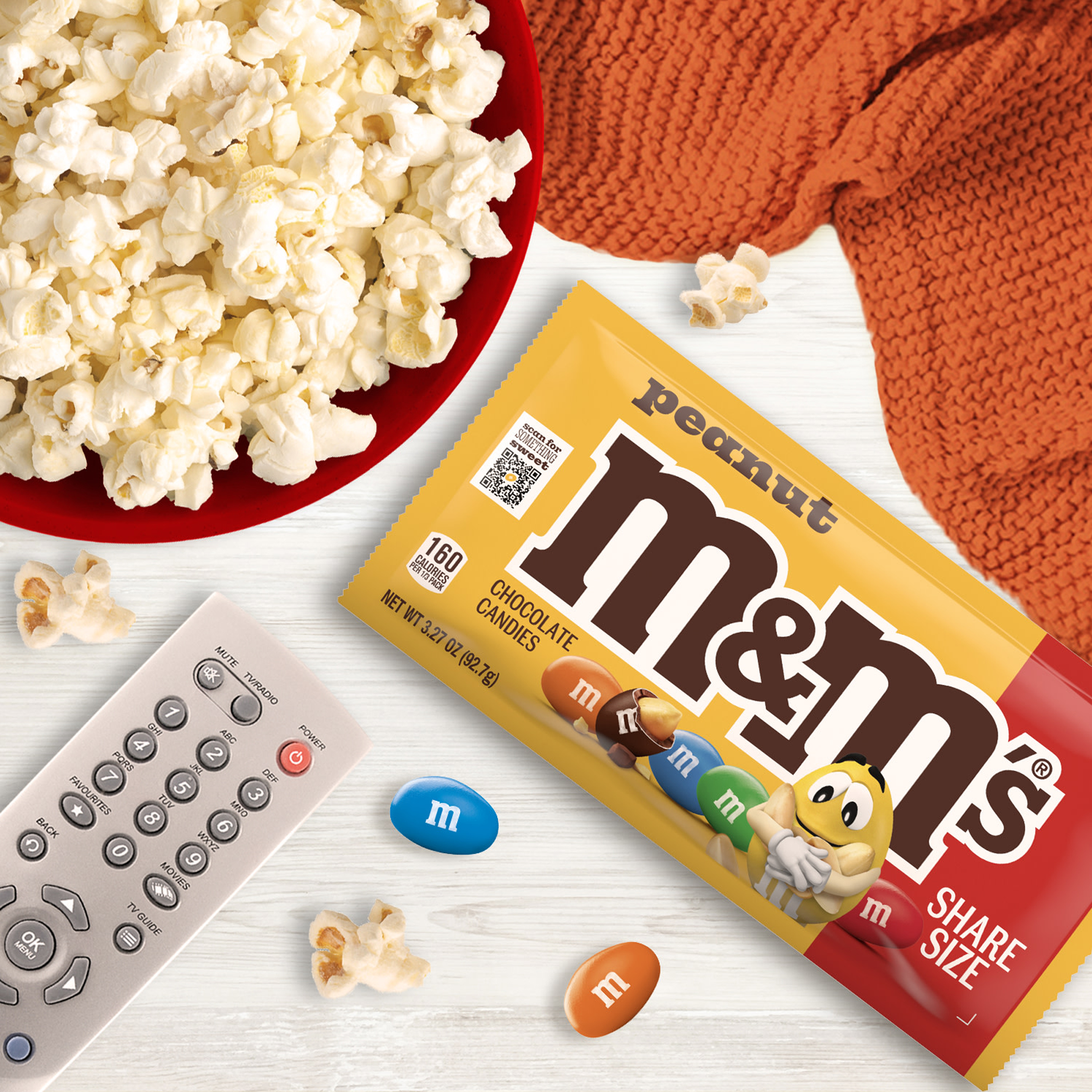 M&M'S Peanut Milk Chocolate Candy, Share Size, 3.27 oz Bag