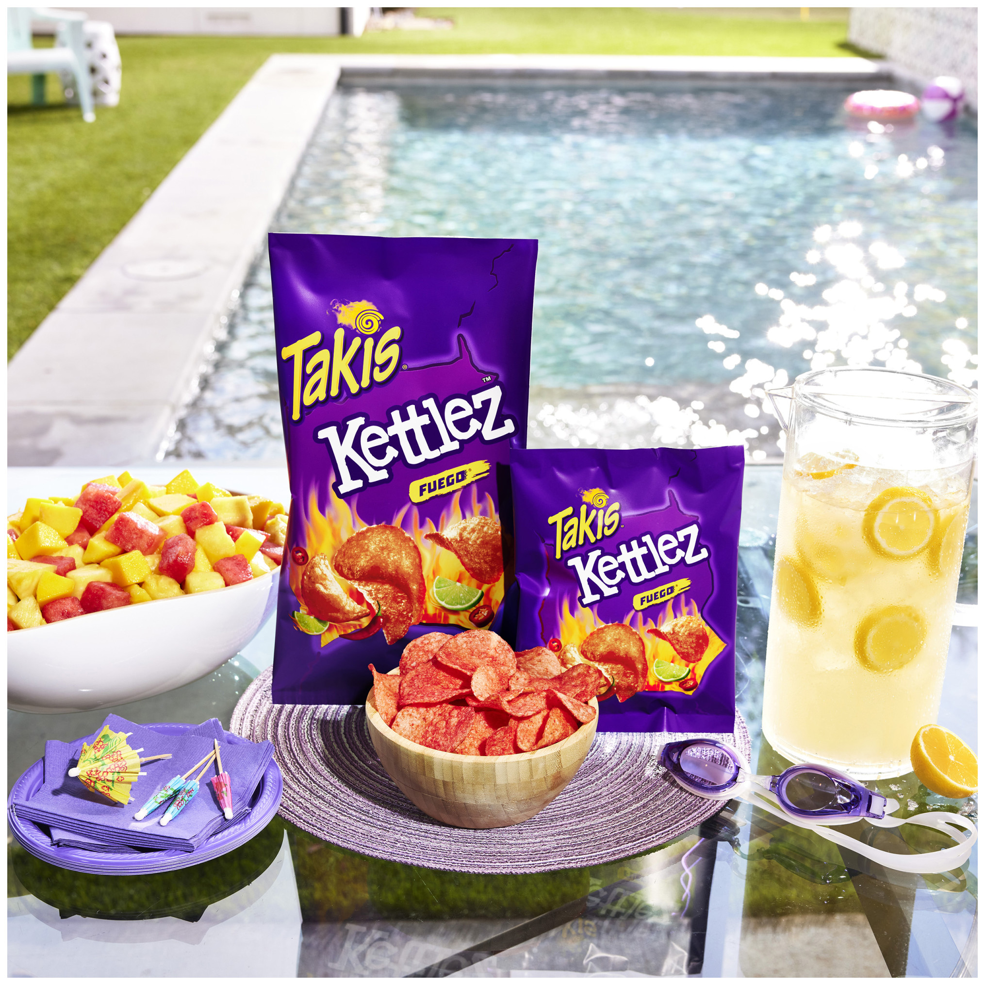 Takis Kettlez Fuego potato chips 8oz