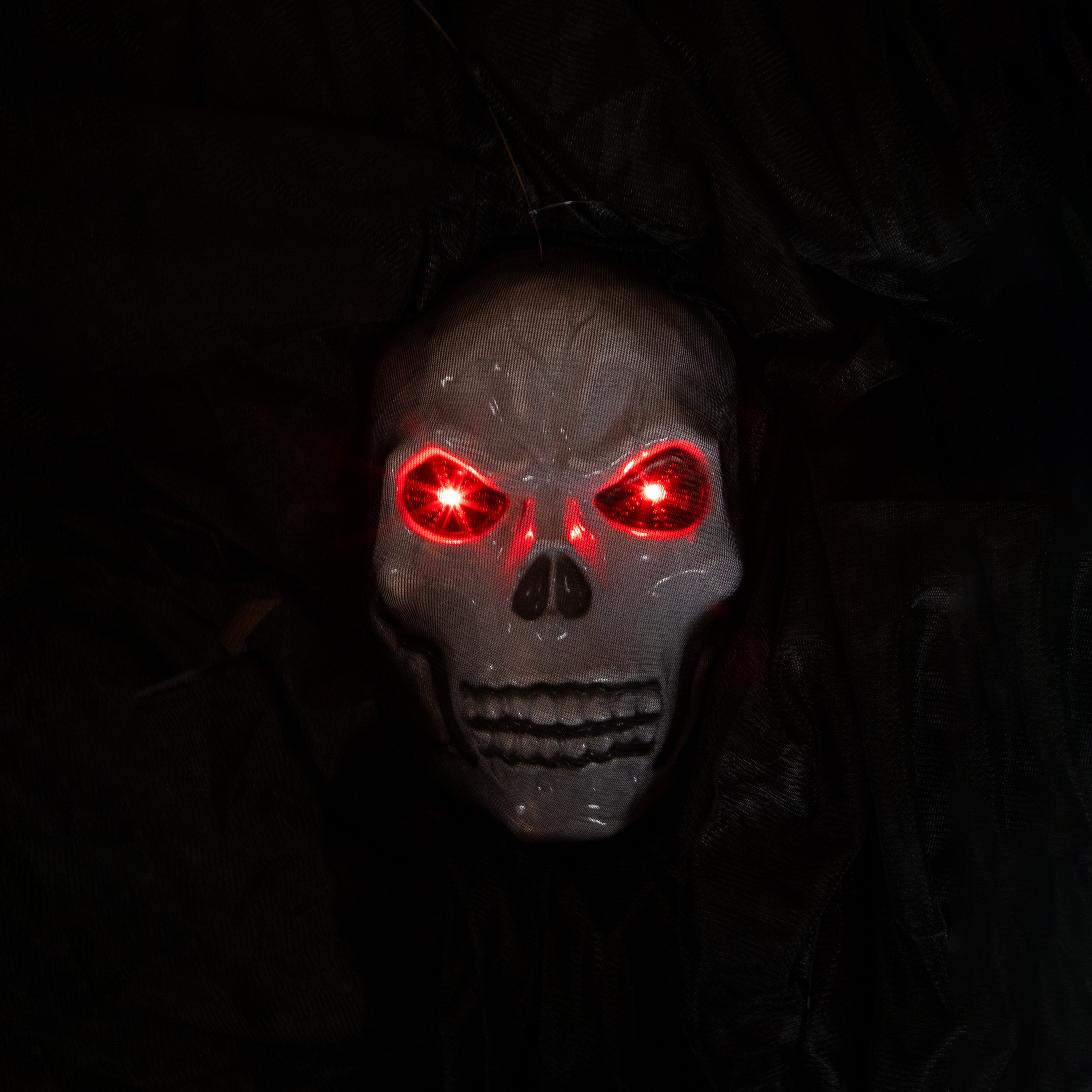 12ft XL Hanging Ghost With Sound & Lights