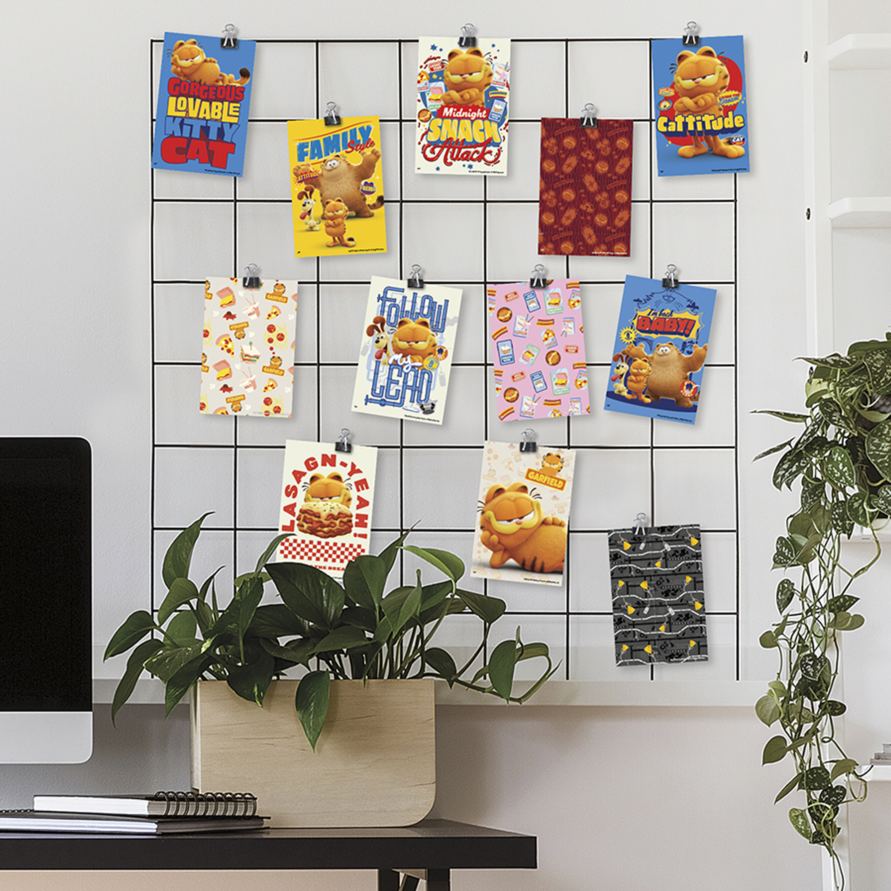 Trendy Poster Collage 12-Pack