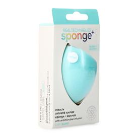 Real Techniques® Miracle Airblend Sponge™