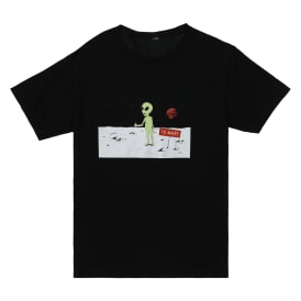 hitchhiking alien graphic tee | Five Below